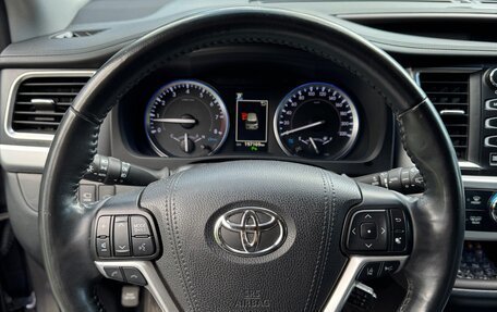 Toyota Highlander III, 2019 год, 3 350 000 рублей, 12 фотография