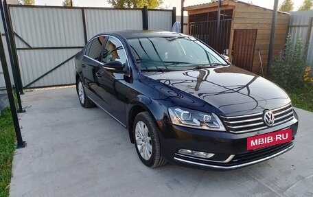 Volkswagen Passat B7, 2012 год, 910 000 рублей, 3 фотография