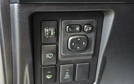 Toyota Land Cruiser Prado 150 рестайлинг 2, 2012 год, 3 019 000 рублей, 14 фотография