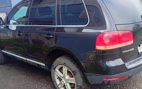 Volkswagen Touareg III, 2005 год, 900 000 рублей, 3 фотография