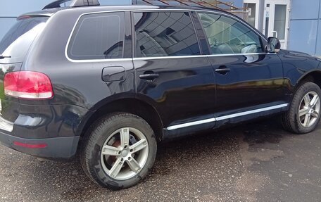 Volkswagen Touareg III, 2005 год, 900 000 рублей, 5 фотография