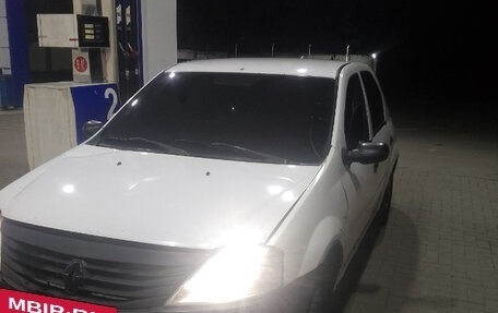 Renault Logan I, 2010 год, 179 000 рублей, 4 фотография