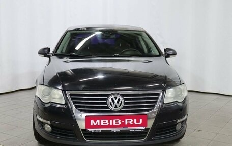 Volkswagen Passat B6, 2007 год, 549 000 рублей, 2 фотография