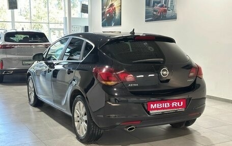 Opel Astra J, 2010 год, 819 900 рублей, 3 фотография