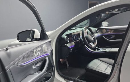 Mercedes-Benz E-Класс, 2022 год, 4 883 000 рублей, 6 фотография