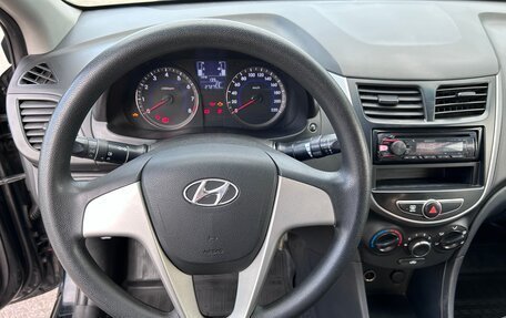 Hyundai Solaris II рестайлинг, 2015 год, 680 000 рублей, 15 фотография