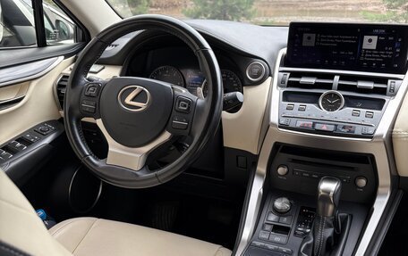 Lexus NX I, 2018 год, 3 900 000 рублей, 5 фотография