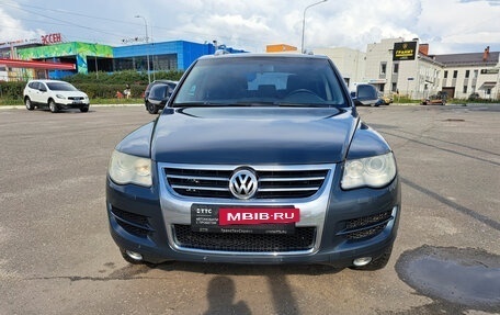 Volkswagen Touareg III, 2007 год, 880 000 рублей, 2 фотография