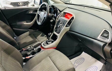 Opel Astra J, 2011 год, 590 000 рублей, 12 фотография