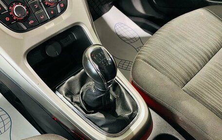 Opel Astra J, 2011 год, 590 000 рублей, 19 фотография