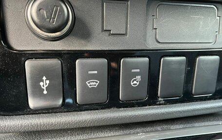 Mitsubishi Outlander III рестайлинг 3, 2019 год, 1 885 000 рублей, 16 фотография