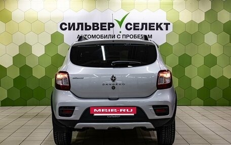 Renault Sandero II рестайлинг, 2017 год, 1 050 000 рублей, 4 фотография