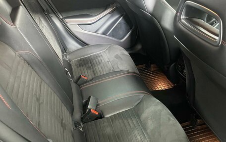 Mercedes-Benz GLA, 2015 год, 1 999 000 рублей, 13 фотография
