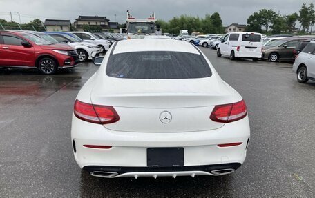 Mercedes-Benz C-Класс, 2017 год, 2 600 000 рублей, 3 фотография