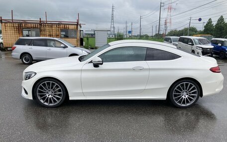Mercedes-Benz C-Класс, 2017 год, 2 600 000 рублей, 4 фотография