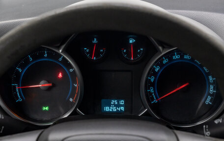 Chevrolet Cruze II, 2010 год, 614 000 рублей, 18 фотография