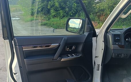 Mitsubishi Pajero IV, 2021 год, 4 200 000 рублей, 20 фотография