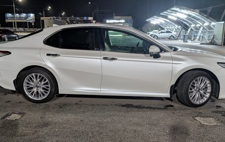 Toyota Camry, 2019 год, 3 680 000 рублей, 3 фотография