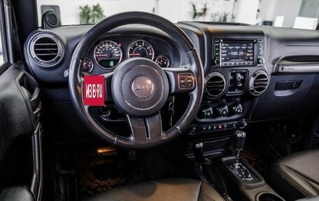 Jeep Wrangler, 2013 год, 2 798 000 рублей, 22 фотография