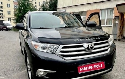 Toyota Highlander III, 2012 год, 2 100 000 рублей, 1 фотография