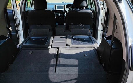 Toyota Wish II, 2012 год, 1 600 000 рублей, 11 фотография