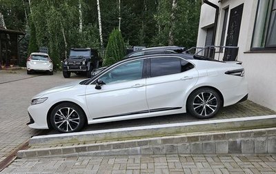Toyota Camry, 2020 год, 3 300 000 рублей, 1 фотография