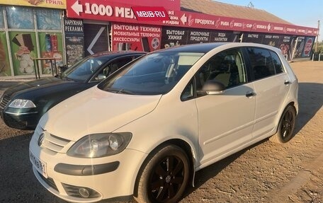 Volkswagen Golf Plus I, 2008 год, 825 000 рублей, 3 фотография