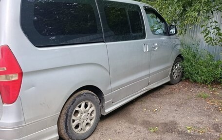 Hyundai Grand Starex Grand Starex I рестайлинг 2, 2009 год, 1 150 000 рублей, 2 фотография