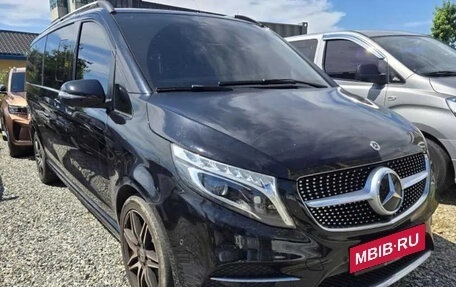 Mercedes-Benz V-Класс, 2022 год, 5 060 333 рублей, 2 фотография