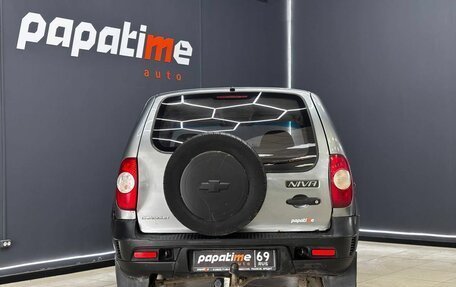 Chevrolet Niva I рестайлинг, 2010 год, 460 000 рублей, 4 фотография