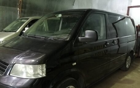 Volkswagen Multivan T5, 2005 год, 1 800 000 рублей, 1 фотография