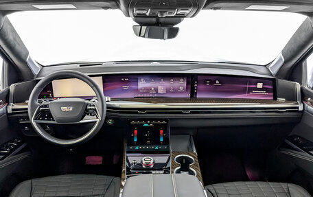Cadillac Escalade V, 2024 год, 22 600 000 рублей, 10 фотография