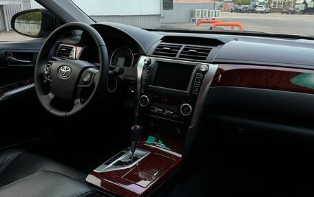 Toyota Camry, 2012 год, 1 800 000 рублей, 10 фотография