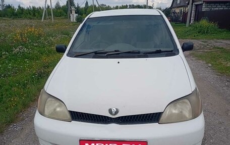 Toyota Platz, 2001 год, 350 000 рублей, 5 фотография