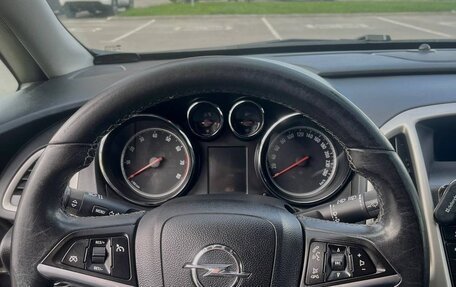 Opel Astra J, 2010 год, 630 000 рублей, 9 фотография