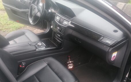 Mercedes-Benz E-Класс, 2010 год, 1 650 000 рублей, 7 фотография