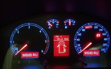 Volkswagen Multivan T5, 2005 год, 1 800 000 рублей, 3 фотография