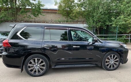 Lexus LX III, 2017 год, 7 900 000 рублей, 4 фотография