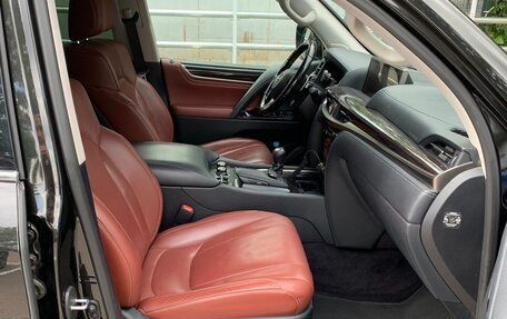 Lexus LX III, 2017 год, 7 900 000 рублей, 7 фотография