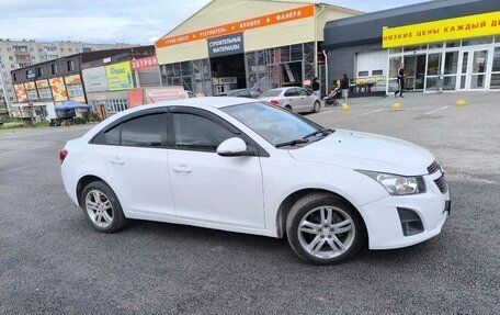 Chevrolet Cruze II, 2014 год, 750 000 рублей, 3 фотография