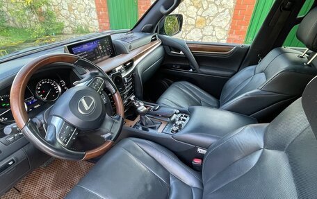 Lexus LX III, 2018 год, 8 800 000 рублей, 16 фотография