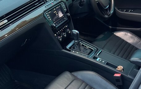 Volkswagen Passat B8 рестайлинг, 2015 год, 1 820 000 рублей, 12 фотография