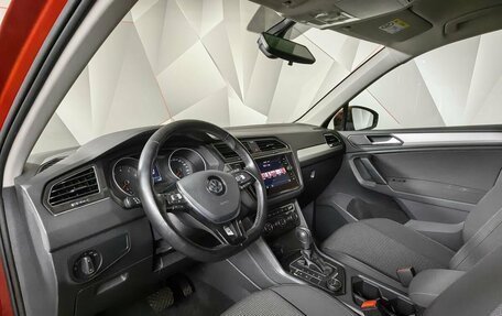 Volkswagen Tiguan II, 2019 год, 2 345 000 рублей, 15 фотография
