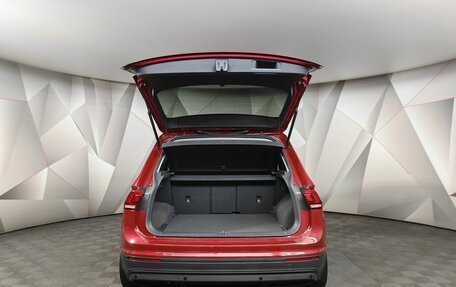 Volkswagen Tiguan II, 2019 год, 2 345 000 рублей, 20 фотография