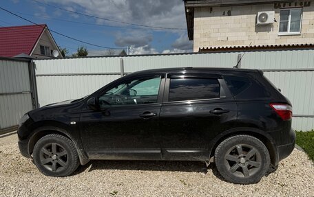 Nissan Qashqai, 2011 год, 900 000 рублей, 2 фотография