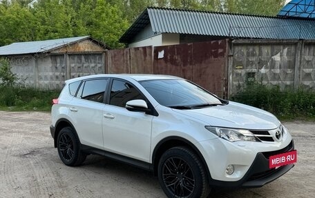 Toyota RAV4, 2014 год, 1 865 000 рублей, 6 фотография