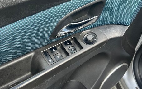 Chevrolet Cruze II, 2012 год, 680 000 рублей, 7 фотография