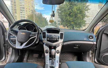 Chevrolet Cruze II, 2012 год, 680 000 рублей, 6 фотография