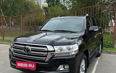 Toyota Land Cruiser 200, 2018 год, 7 850 000 рублей, 1 фотография