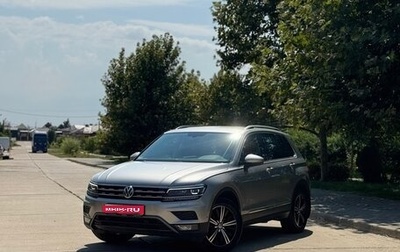 Volkswagen Tiguan II, 2017 год, 2 800 000 рублей, 1 фотография
